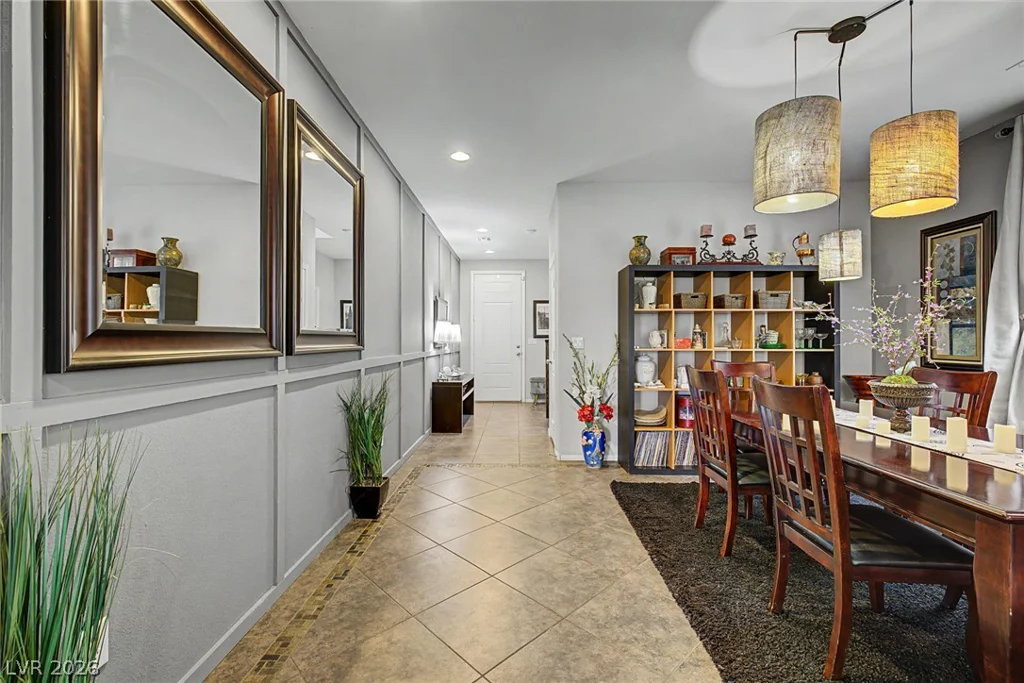 10313 Aragon Crown, Las Vegas, NV 89135