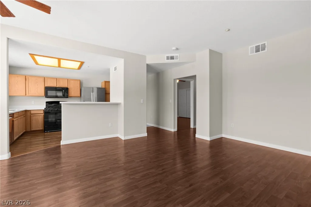 830 Carnegie, Henderson, NV 89052