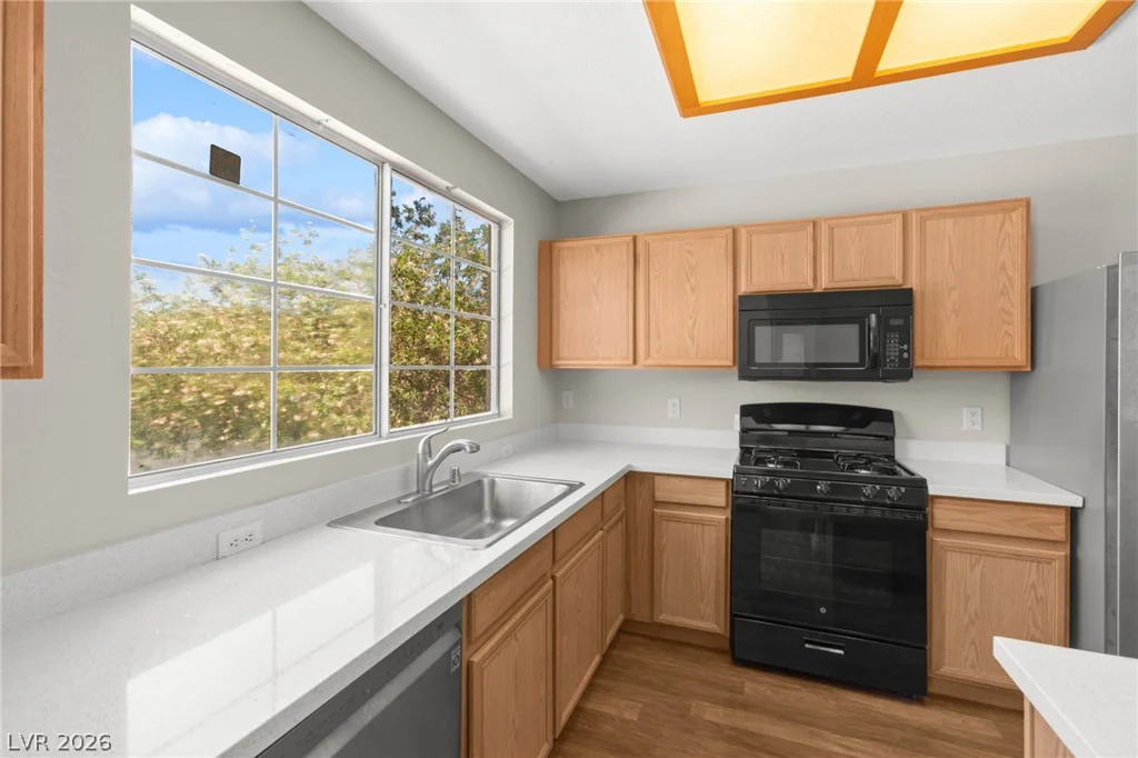 830 Carnegie, Henderson, NV 89052