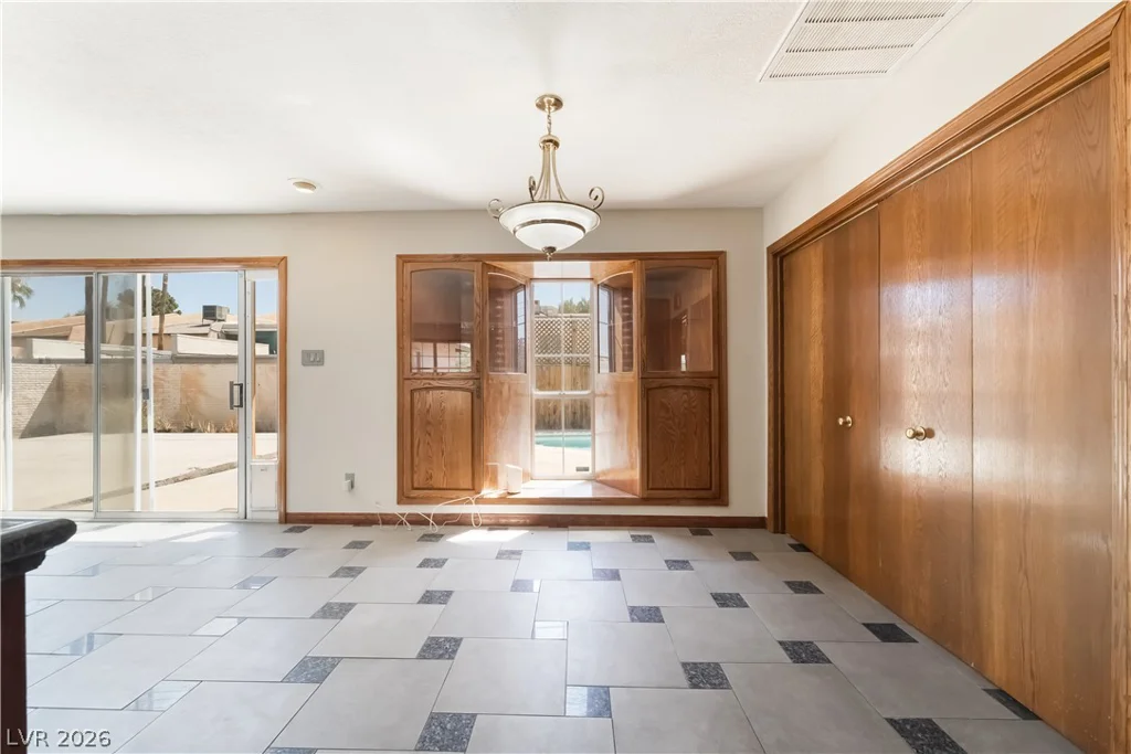 3470 El Camino Real, Las Vegas, NV 89121
