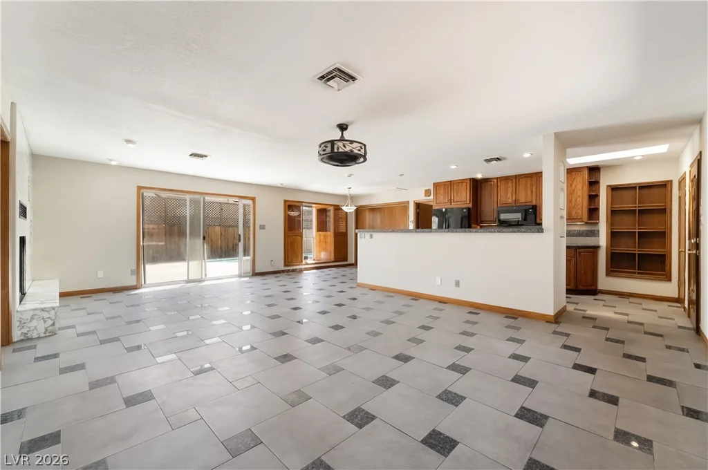 3470 El Camino Real, Las Vegas, NV 89121