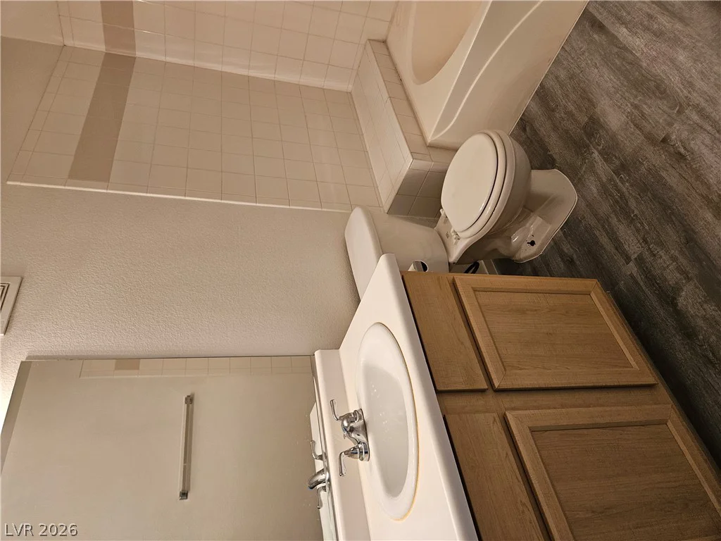 950 Seven Hills, Henderson, NV 89052