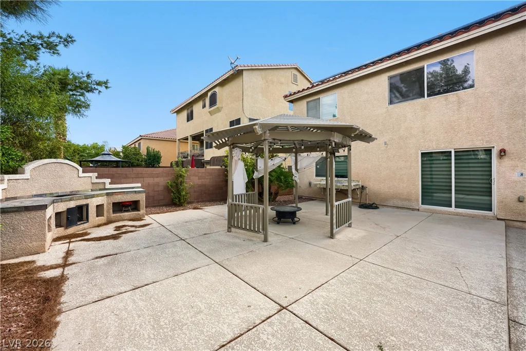 9967 Pipestone, Las Vegas, NV 89141