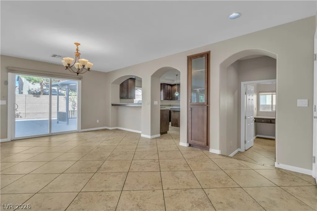 9967 Pipestone, Las Vegas, NV 89141