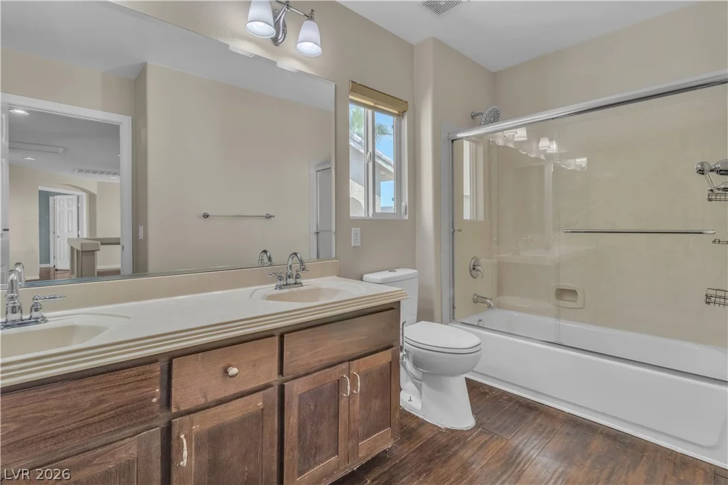 9967 Pipestone, Las Vegas, NV 89141