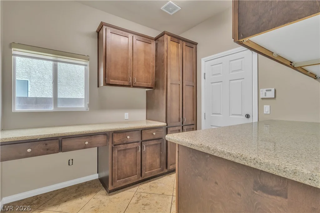 9967 Pipestone, Las Vegas, NV 89141