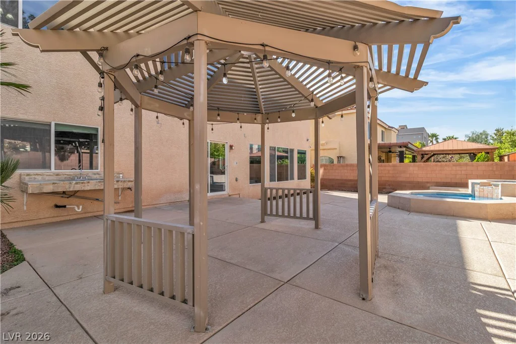 9967 Pipestone, Las Vegas, NV 89141