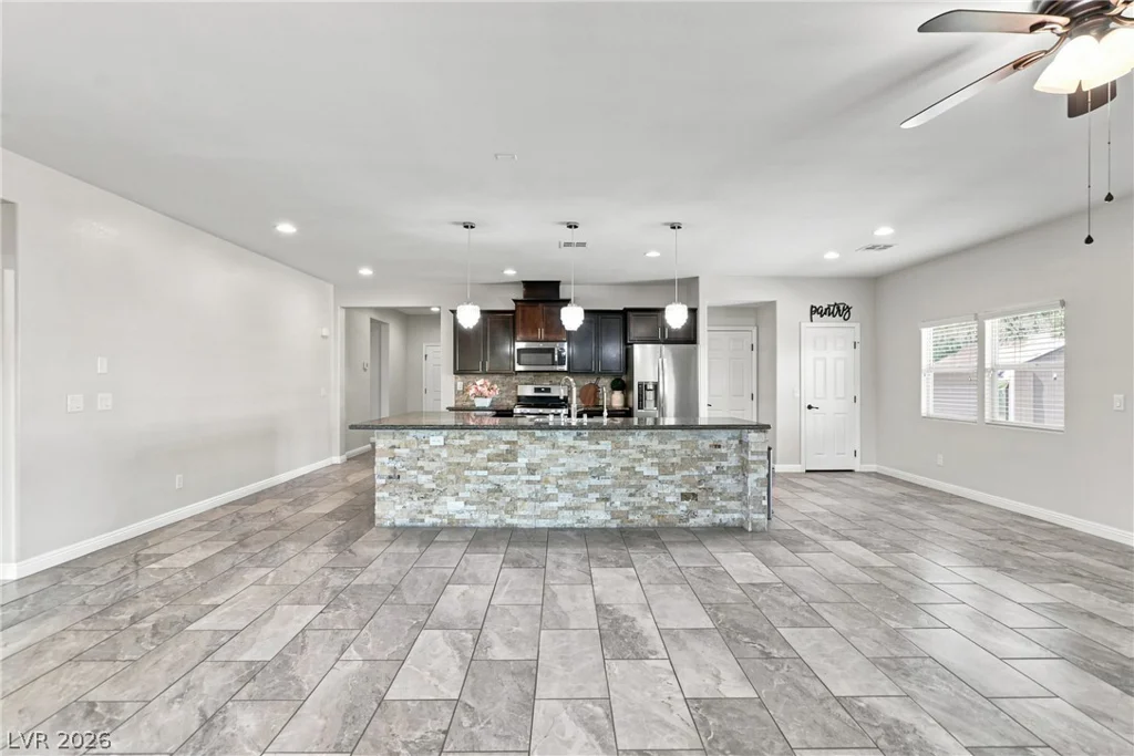 2668 Dorshester Heights, Las Vegas, NV 89108