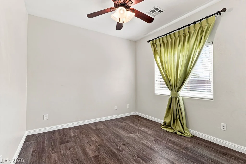 2668 Dorshester Heights, Las Vegas, NV 89108