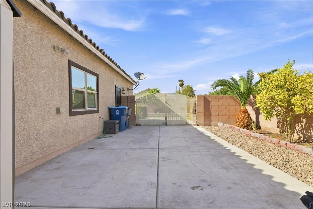 2668 Dorshester Heights, Las Vegas, NV 89108