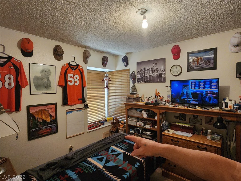 4037 Pelham, Las Vegas, NV 89110