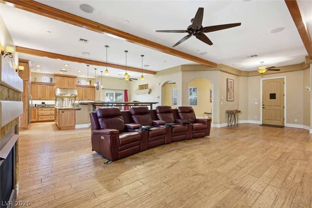 9065 CAMERON, Las Vegas, NV 89139