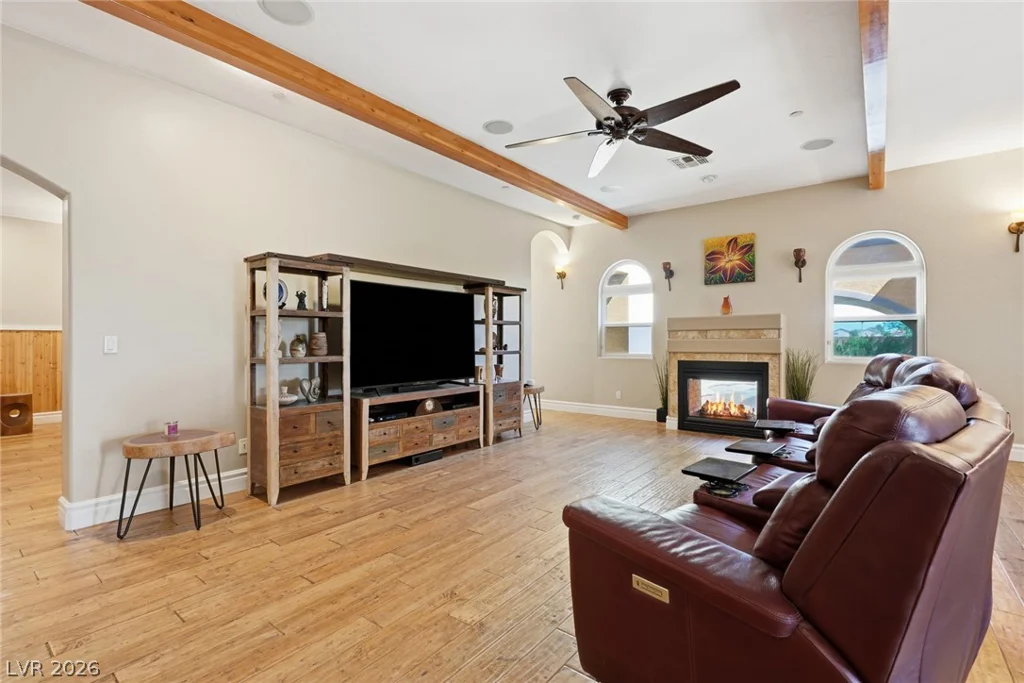 9065 CAMERON, Las Vegas, NV 89139