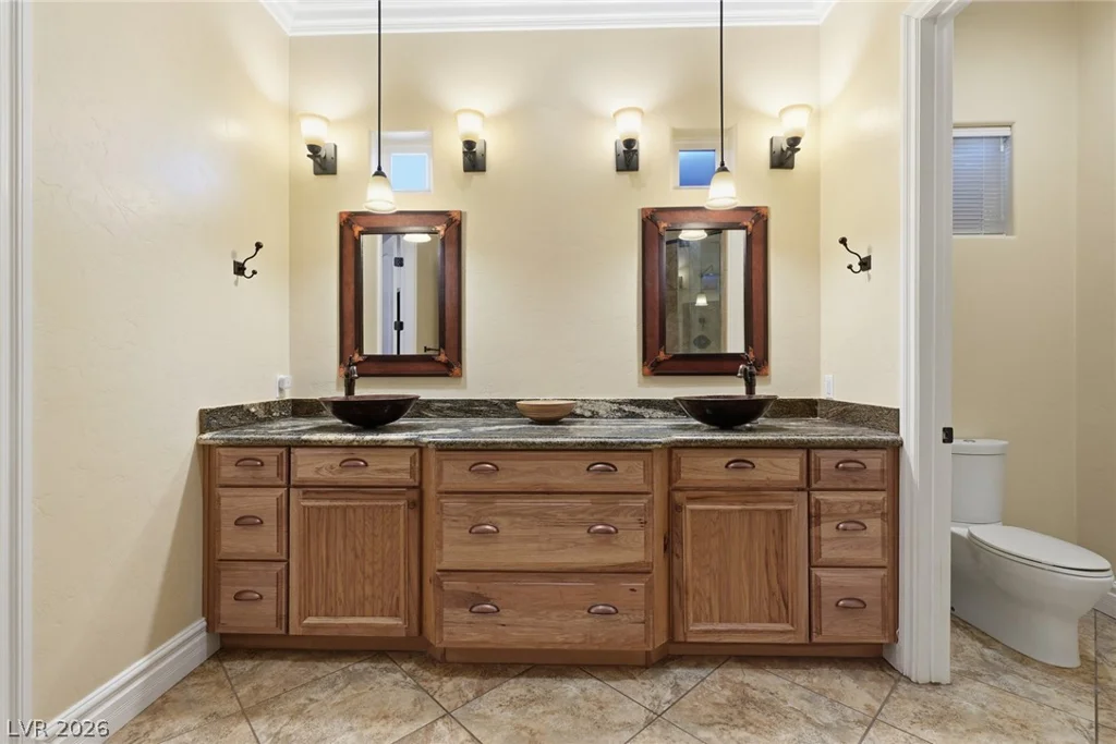 9065 CAMERON, Las Vegas, NV 89139