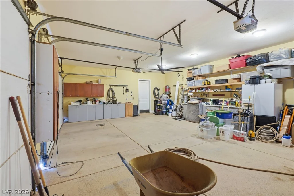 9065 CAMERON, Las Vegas, NV 89139