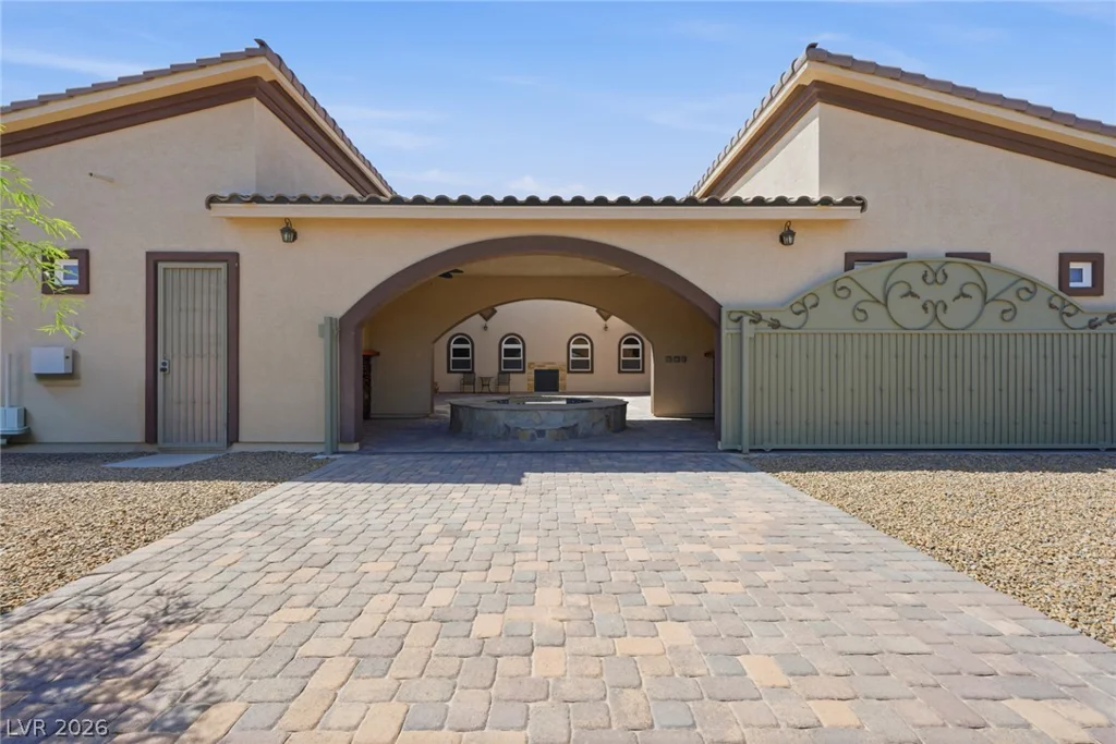 9065 CAMERON, Las Vegas, NV 89139