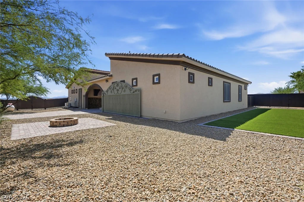9065 CAMERON, Las Vegas, NV 89139