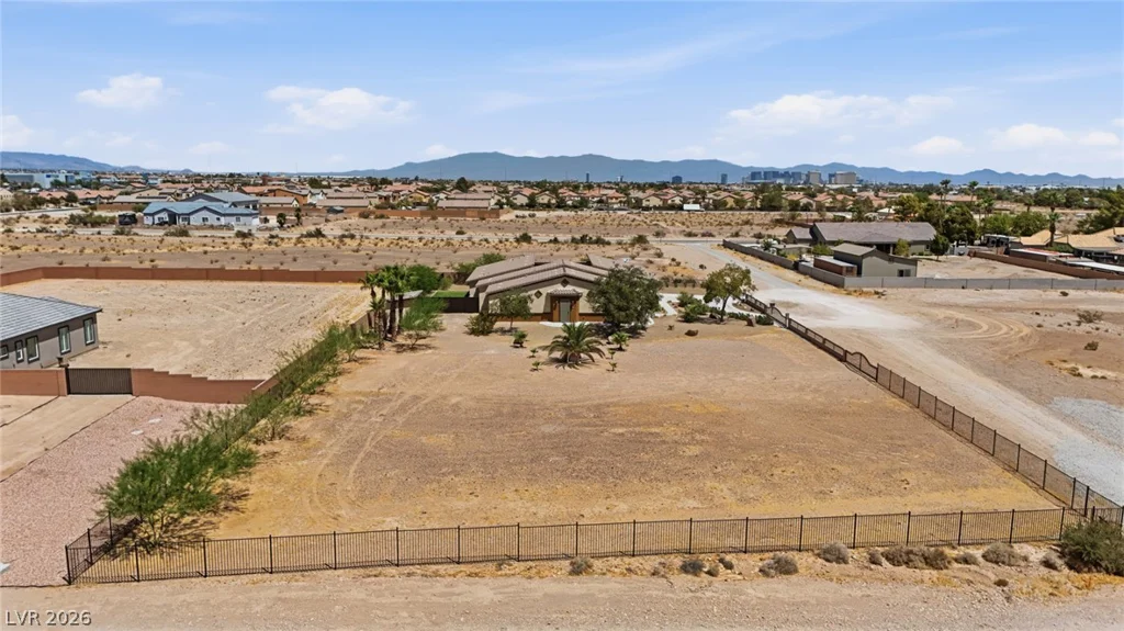 9065 CAMERON, Las Vegas, NV 89139