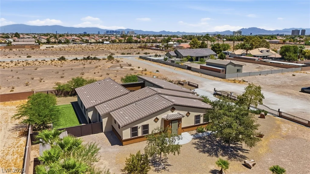 9065 CAMERON, Las Vegas, NV 89139