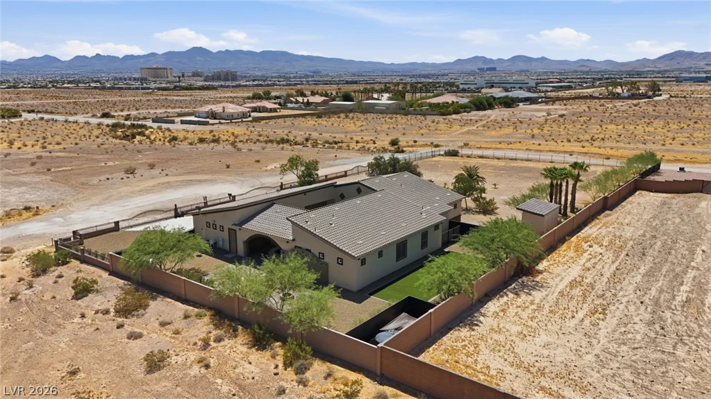 9065 CAMERON, Las Vegas, NV 89139