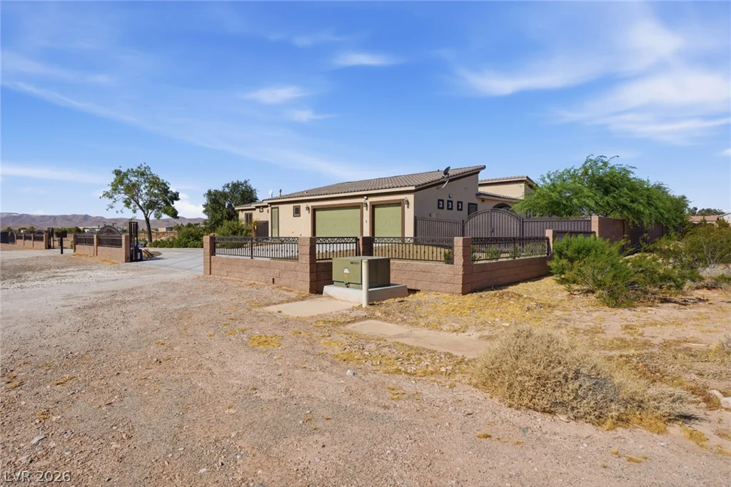 9065 CAMERON, Las Vegas, NV 89139