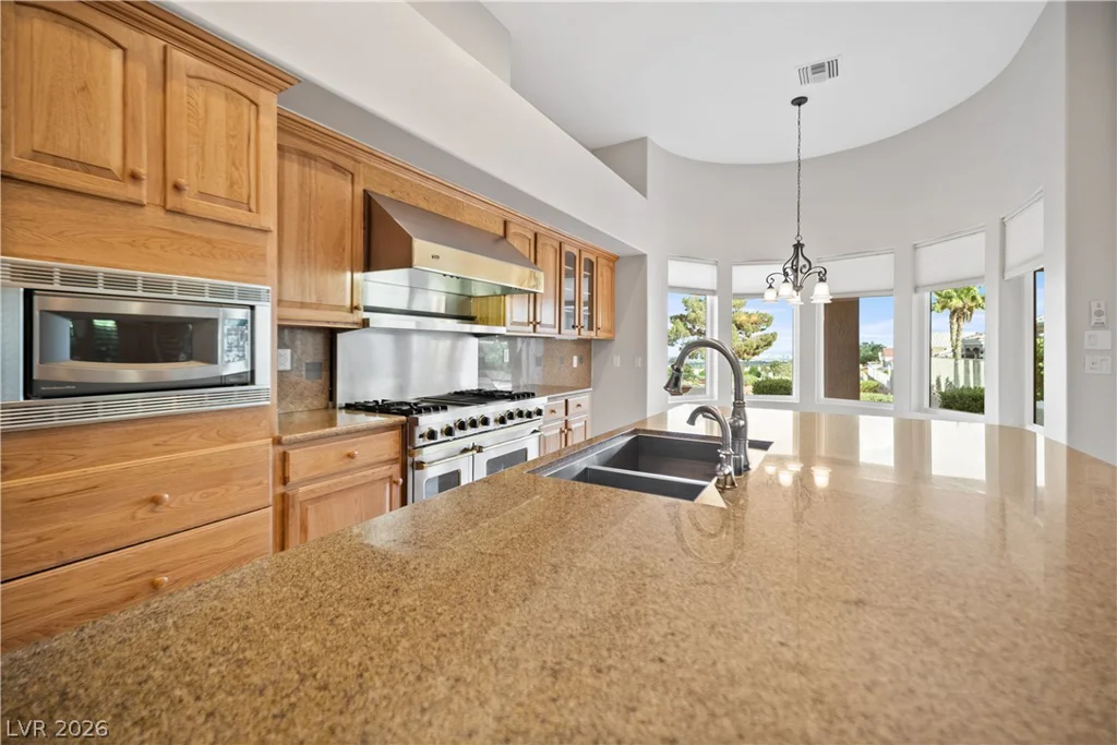 2742 Darby Falls, Las Vegas, NV 89134