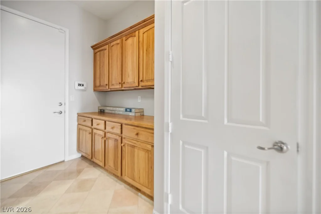 2742 Darby Falls, Las Vegas, NV 89134