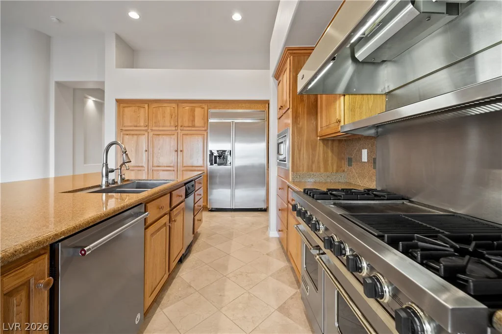2742 Darby Falls, Las Vegas, NV 89134
