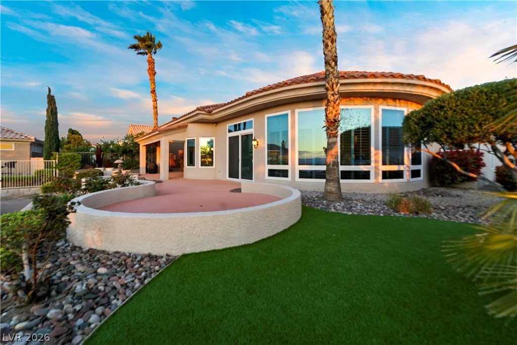 2742 Darby Falls, Las Vegas, NV 89134