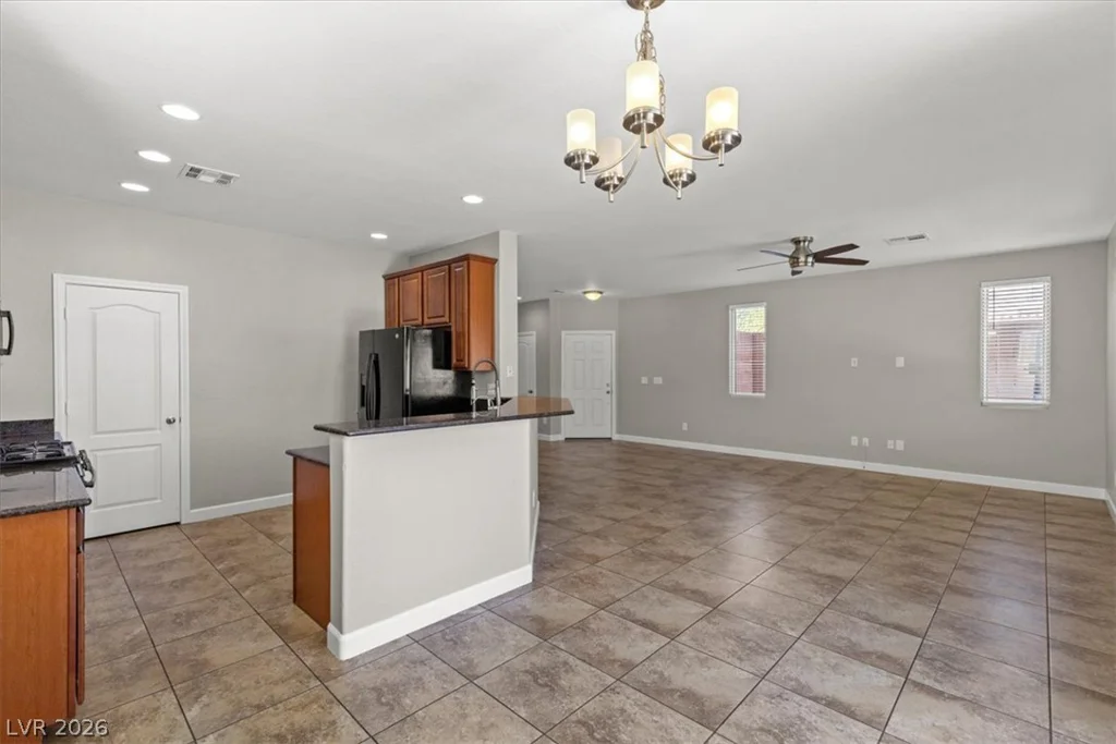 6472 Hamel, Las Vegas, NV 89122