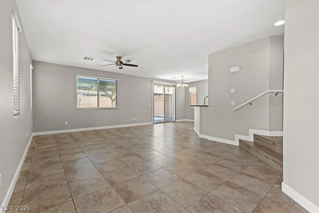 6472 Hamel, Las Vegas, NV 89122