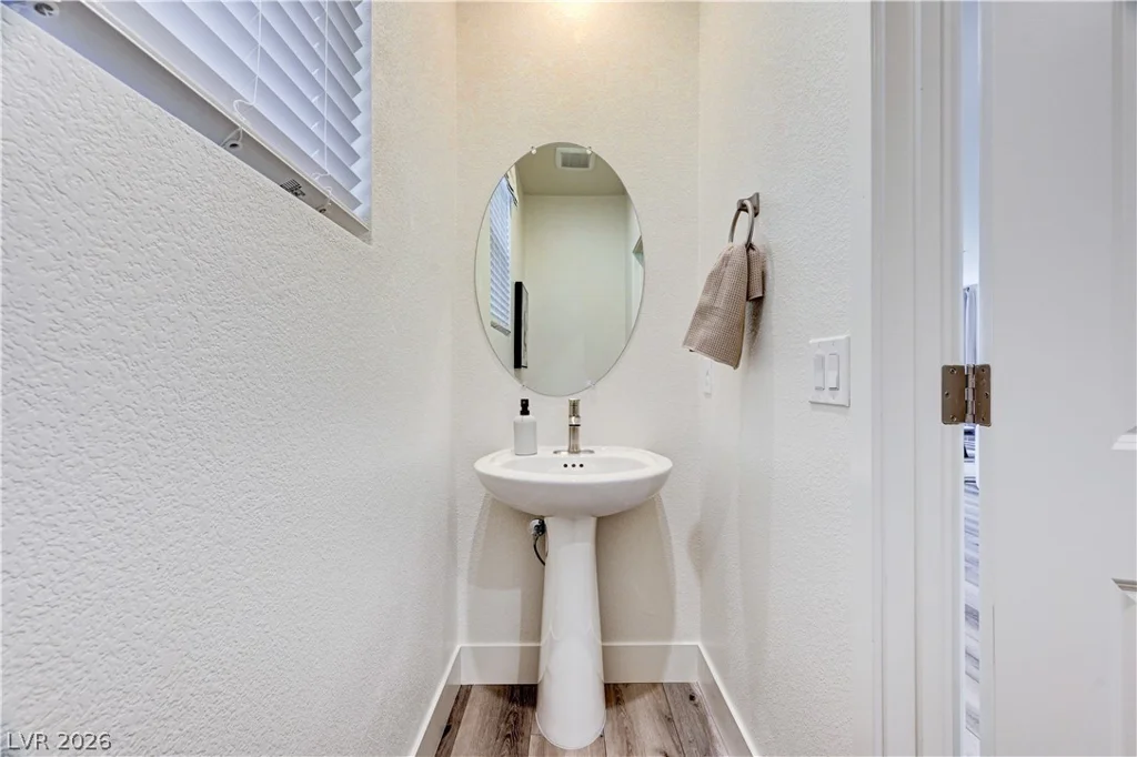 2492 Tom Collins, Las Vegas, NV 89121
