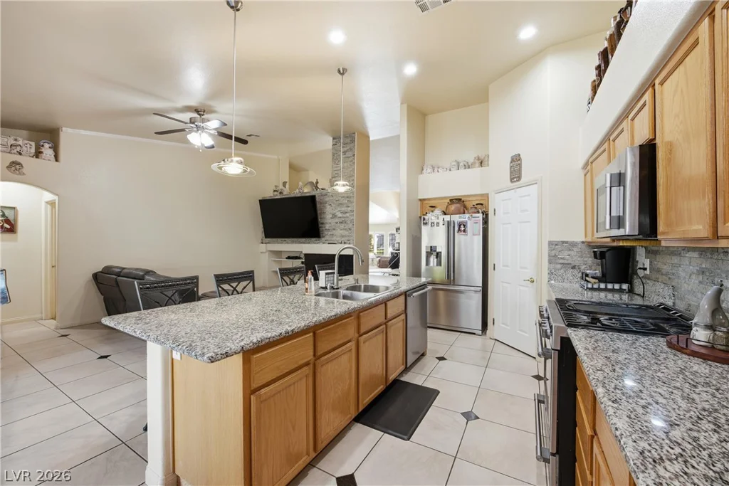 6109 Ocho Rios, Las Vegas, NV 89130