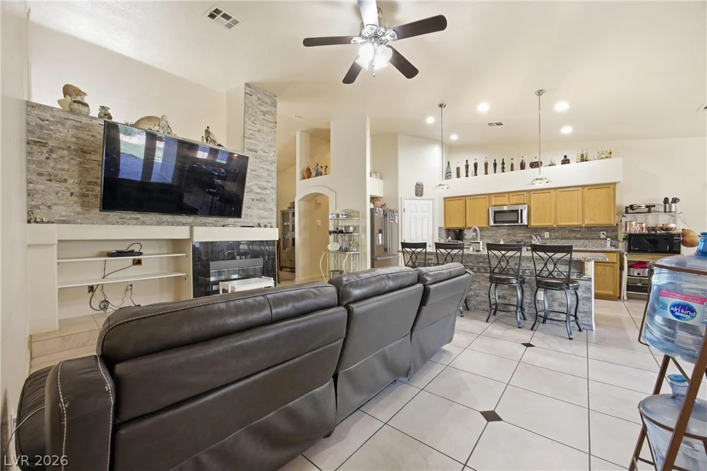 6109 Ocho Rios, Las Vegas, NV 89130