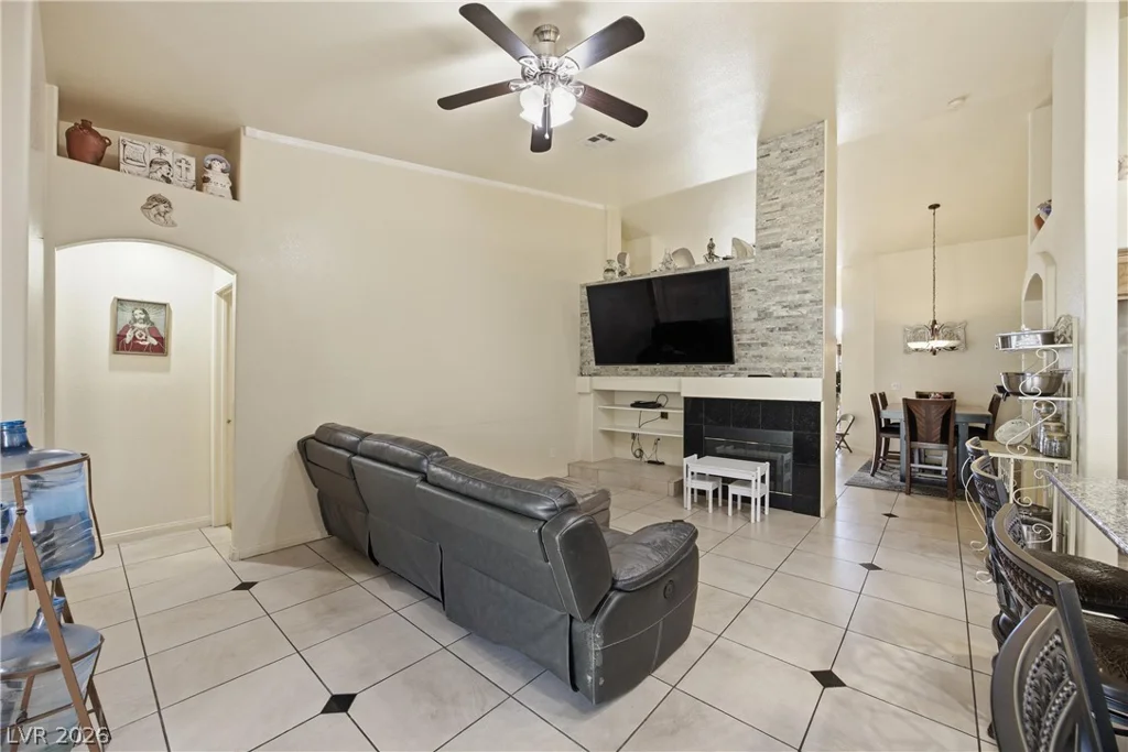 6109 Ocho Rios, Las Vegas, NV 89130