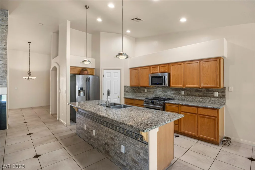 6109 Ocho Rios, Las Vegas, NV 89130
