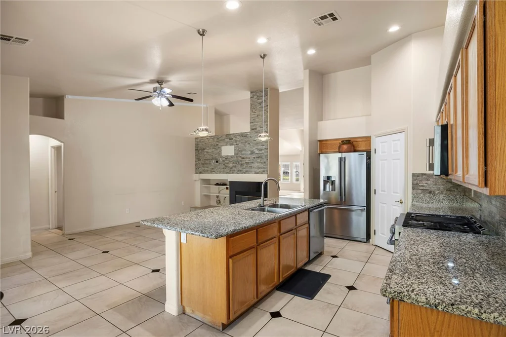 6109 Ocho Rios, Las Vegas, NV 89130
