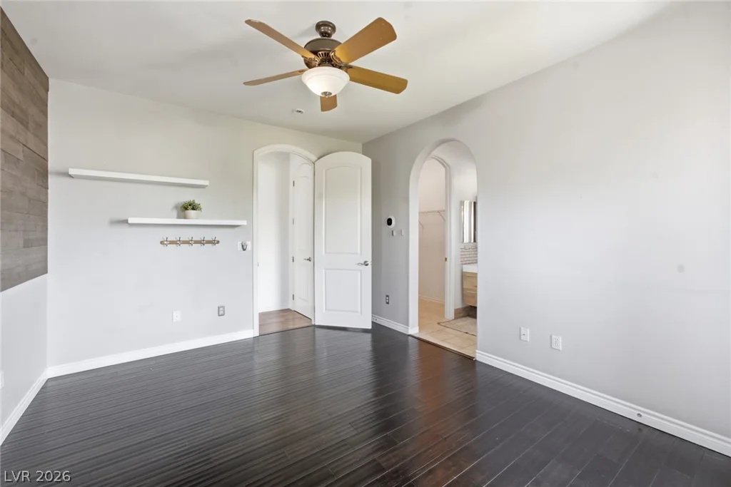 2450 Granada Bluff, Las Vegas, NV 89135