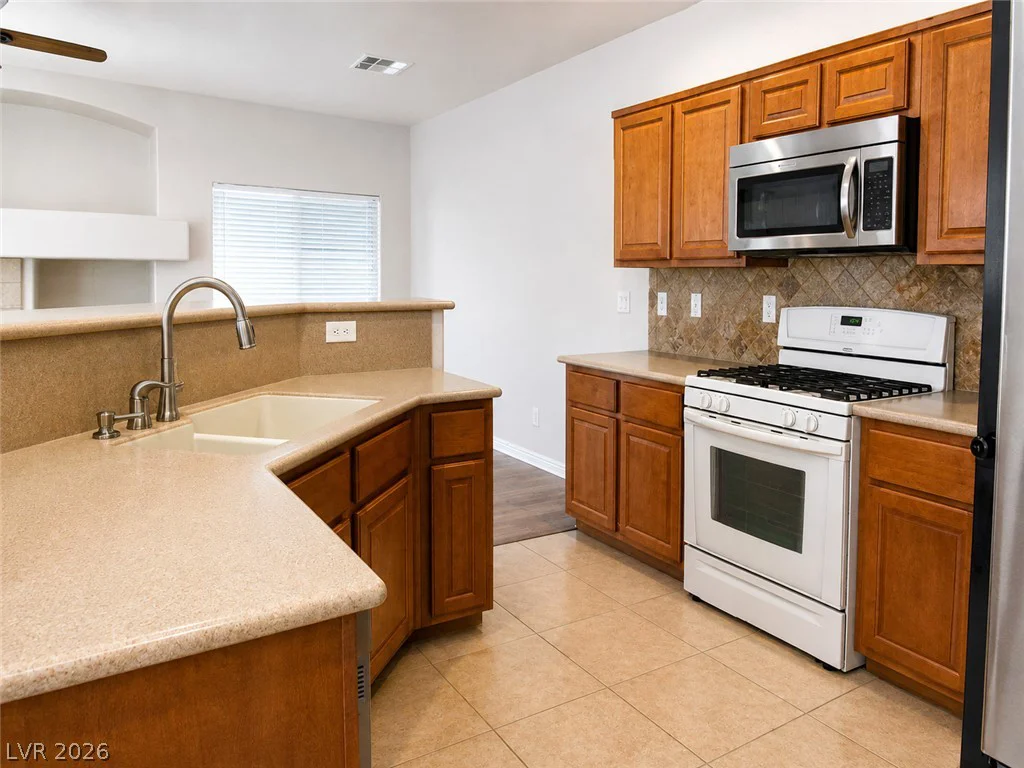 4831 Double Down, Las Vegas, NV 89122