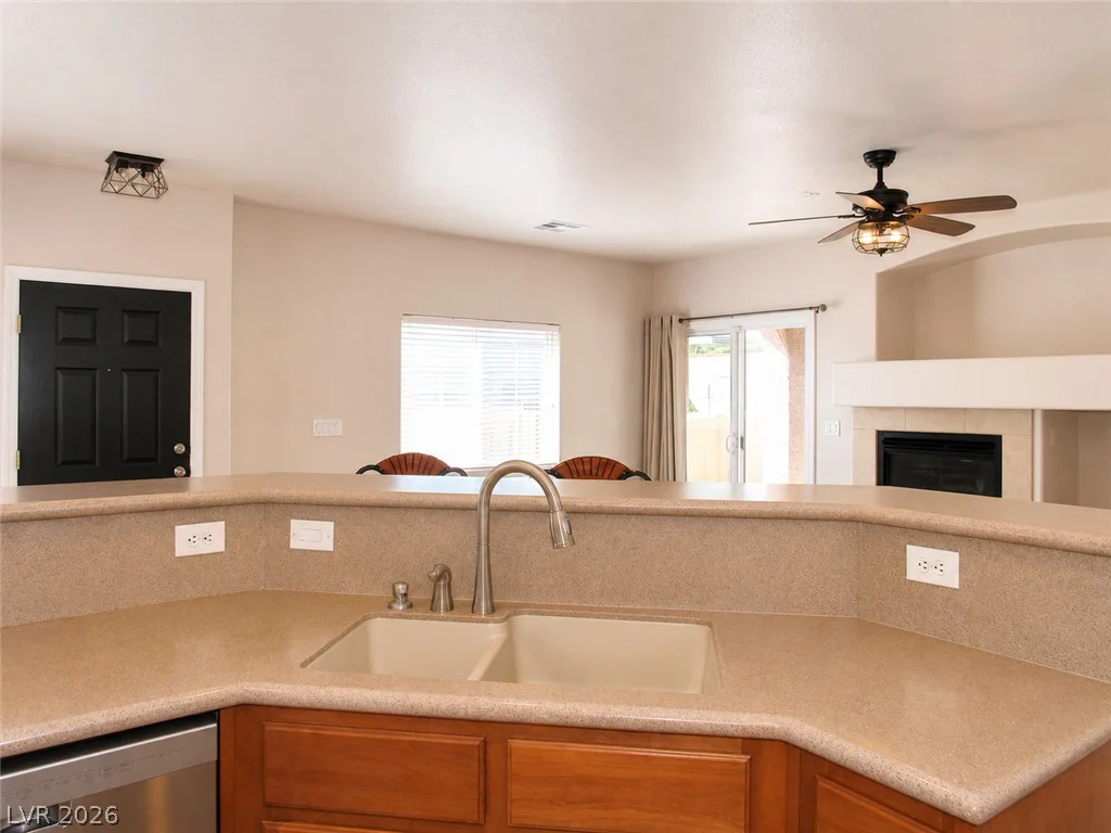 4831 Double Down, Las Vegas, NV 89122
