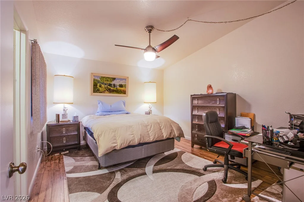 2225 Pine Breeze, Las Vegas, NV 89119