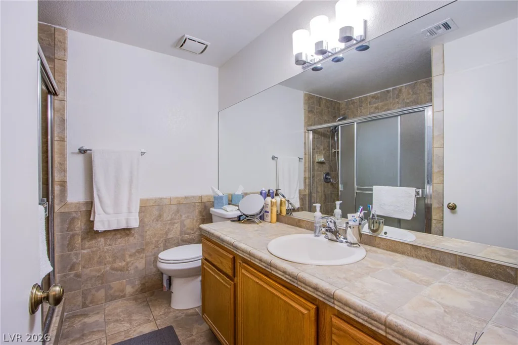 2225 Pine Breeze, Las Vegas, NV 89119