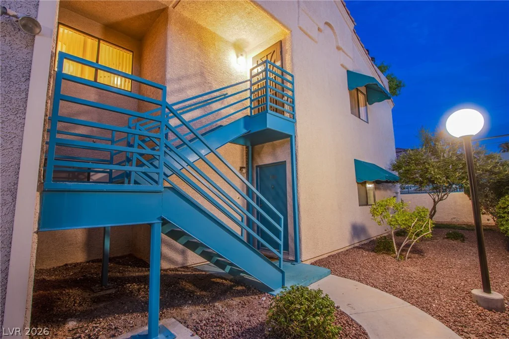 2225 Pine Breeze, Las Vegas, NV 89119