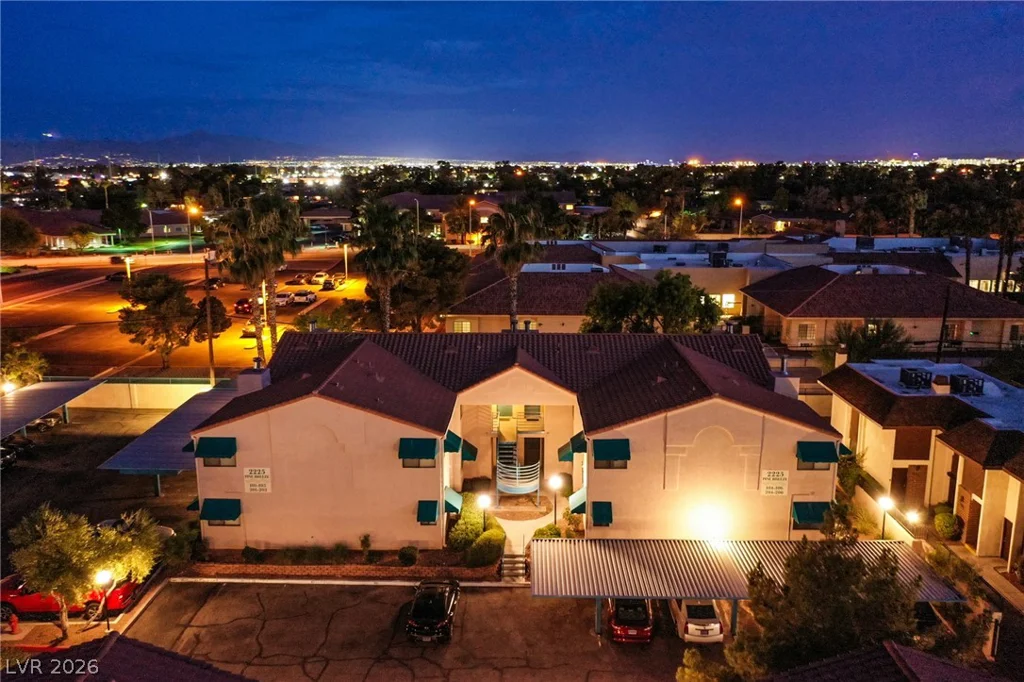 2225 Pine Breeze, Las Vegas, NV 89119