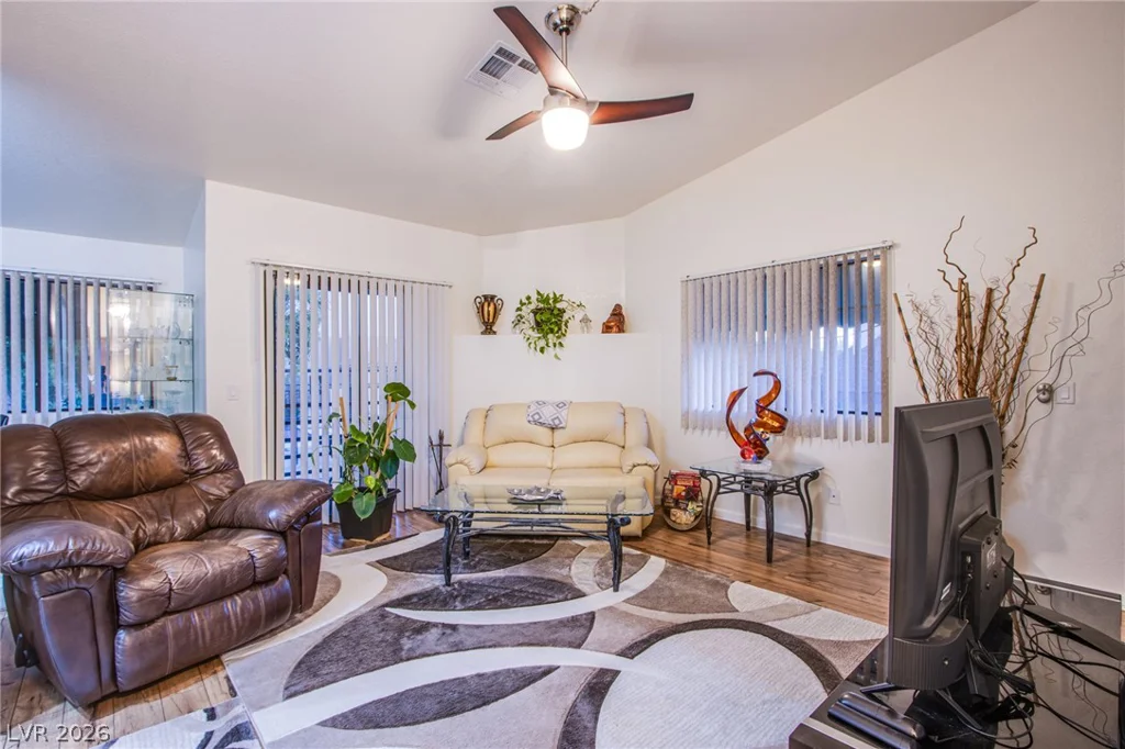 2225 Pine Breeze, Las Vegas, NV 89119