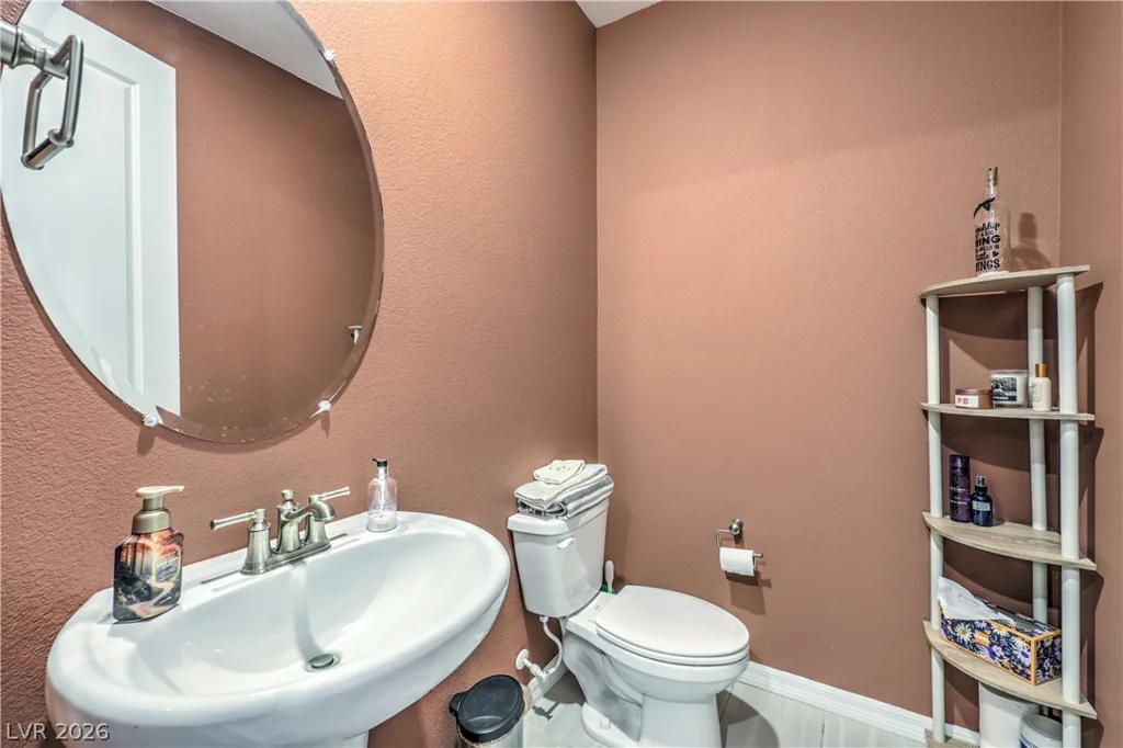9952 Pine Trail, Las Vegas, NV 89166
