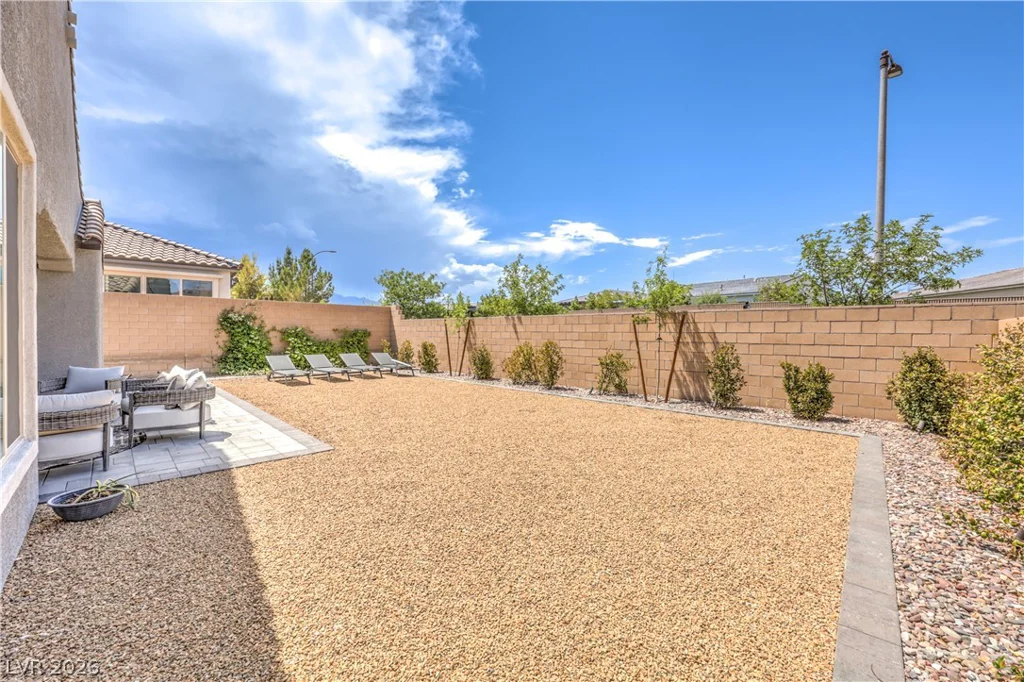 9952 Pine Trail, Las Vegas, NV 89166