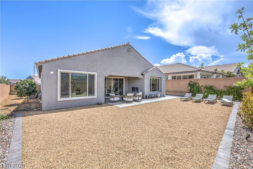 9952 Pine Trail, Las Vegas, NV 89166