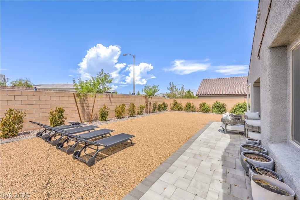9952 Pine Trail, Las Vegas, NV 89166