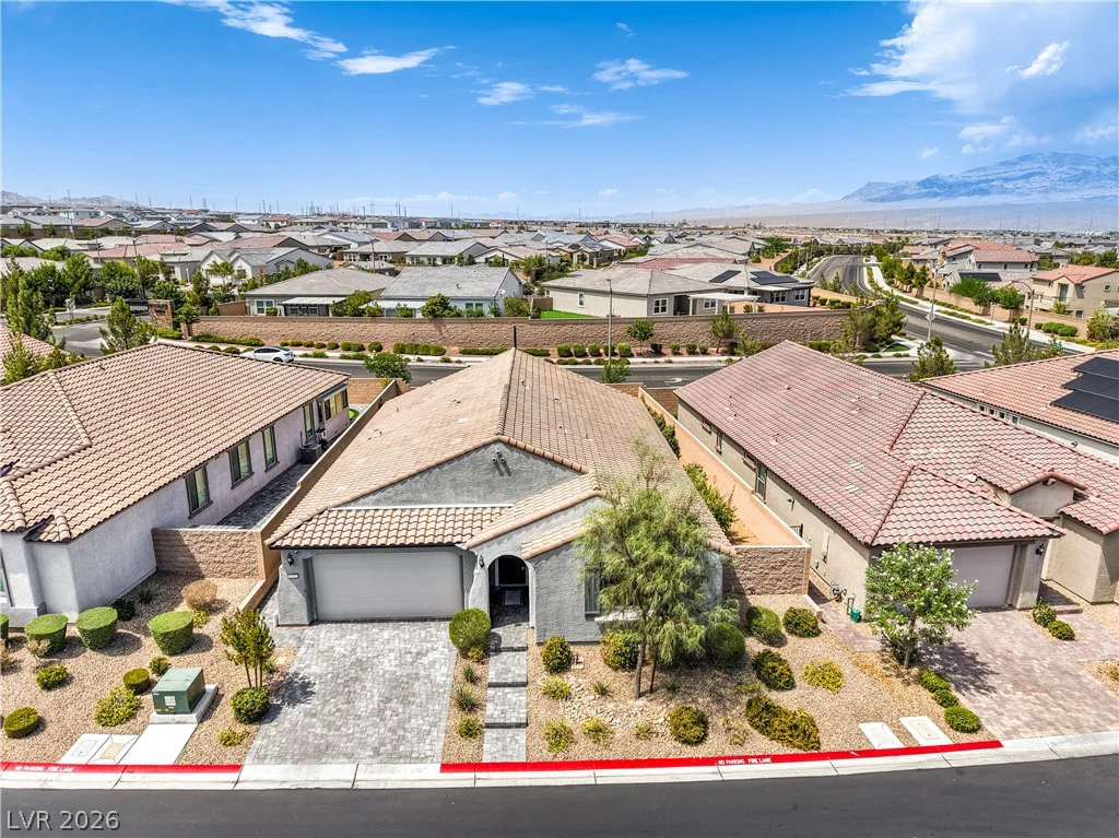 9952 Pine Trail, Las Vegas, NV 89166